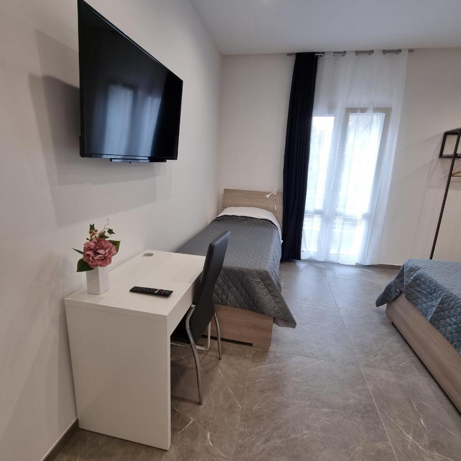La Peonia B&B Ragusa Bagian luar foto