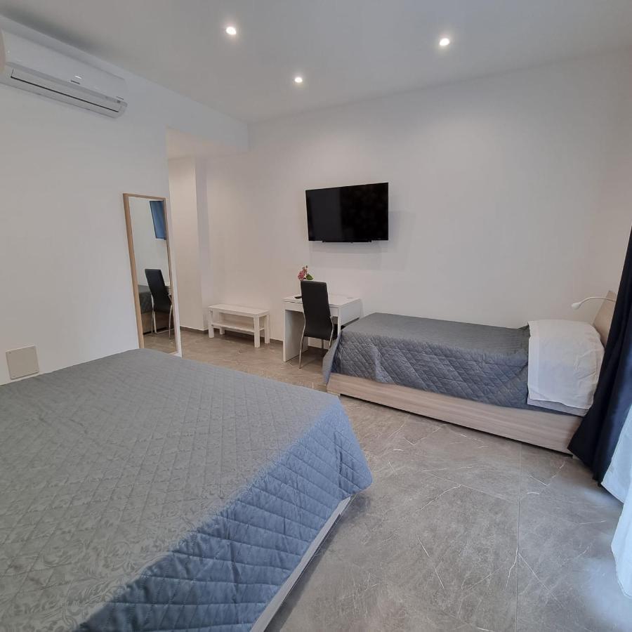 La Peonia B&B Ragusa Bagian luar foto