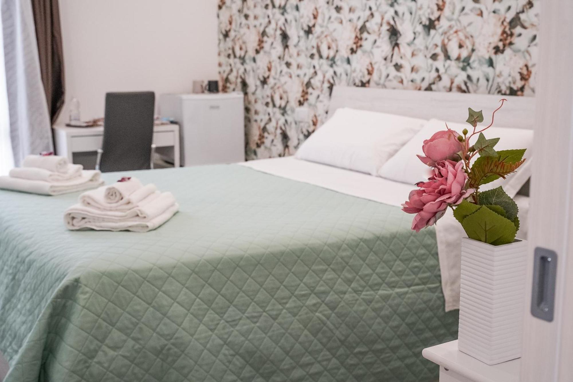 La Peonia B&B Ragusa Bagian luar foto