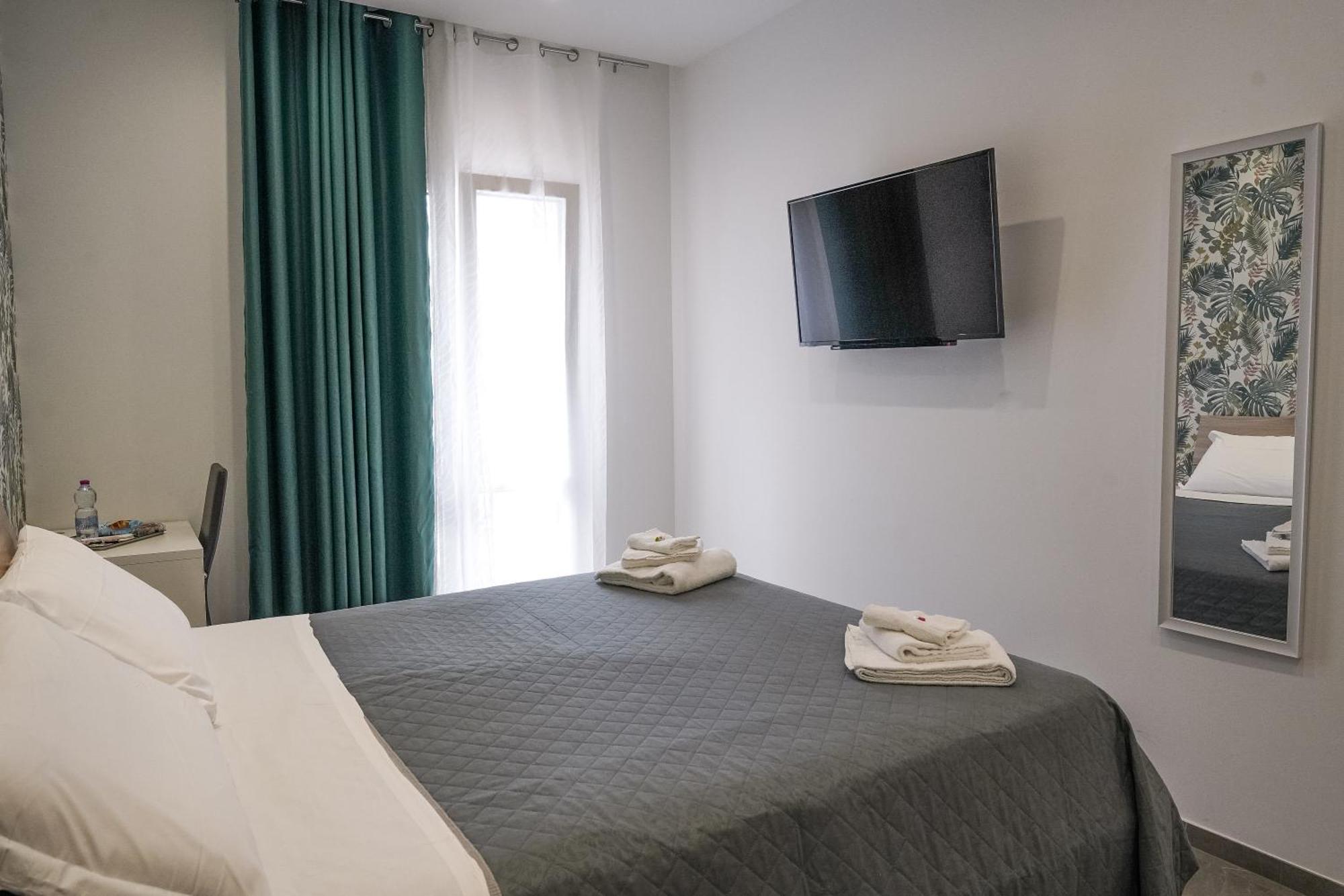 La Peonia B&B Ragusa Bagian luar foto