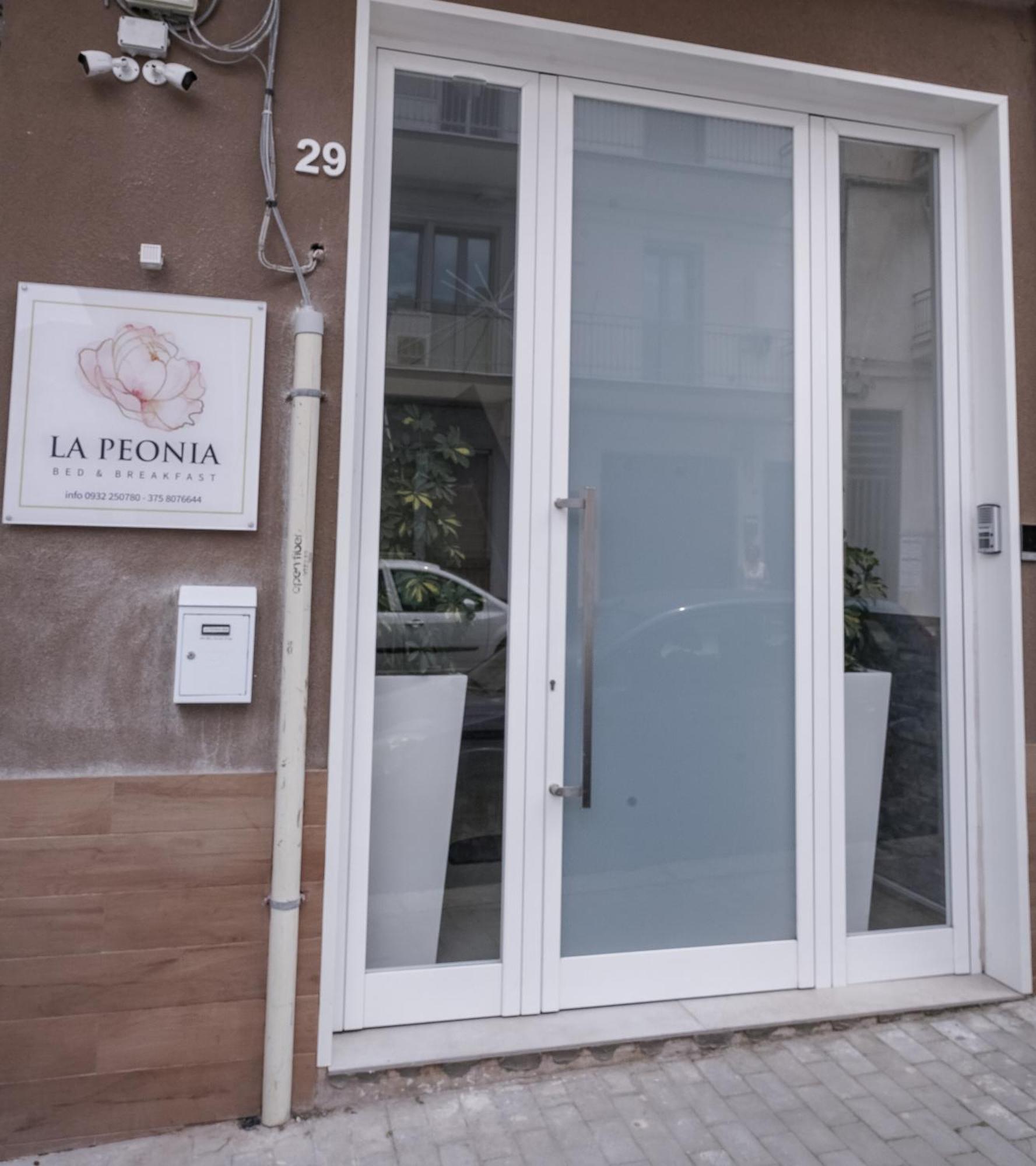 La Peonia B&B Ragusa Bagian luar foto